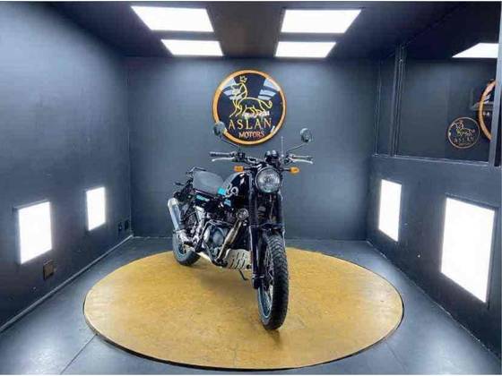 ROYAL ENFIELD SCRAM 411 